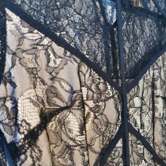 H&M SEXY NUDE Black lace shoulder Long sleeve - Picture 6 of 6